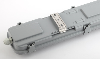 Светильник светодиодный SPP-101-0-002-120 Св-к IP65 под две светодиод. лампы T8 G13 1200мм (8/144)